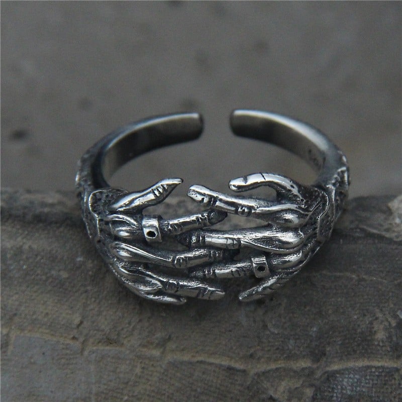 Adjustable Ring with Interlocking Design